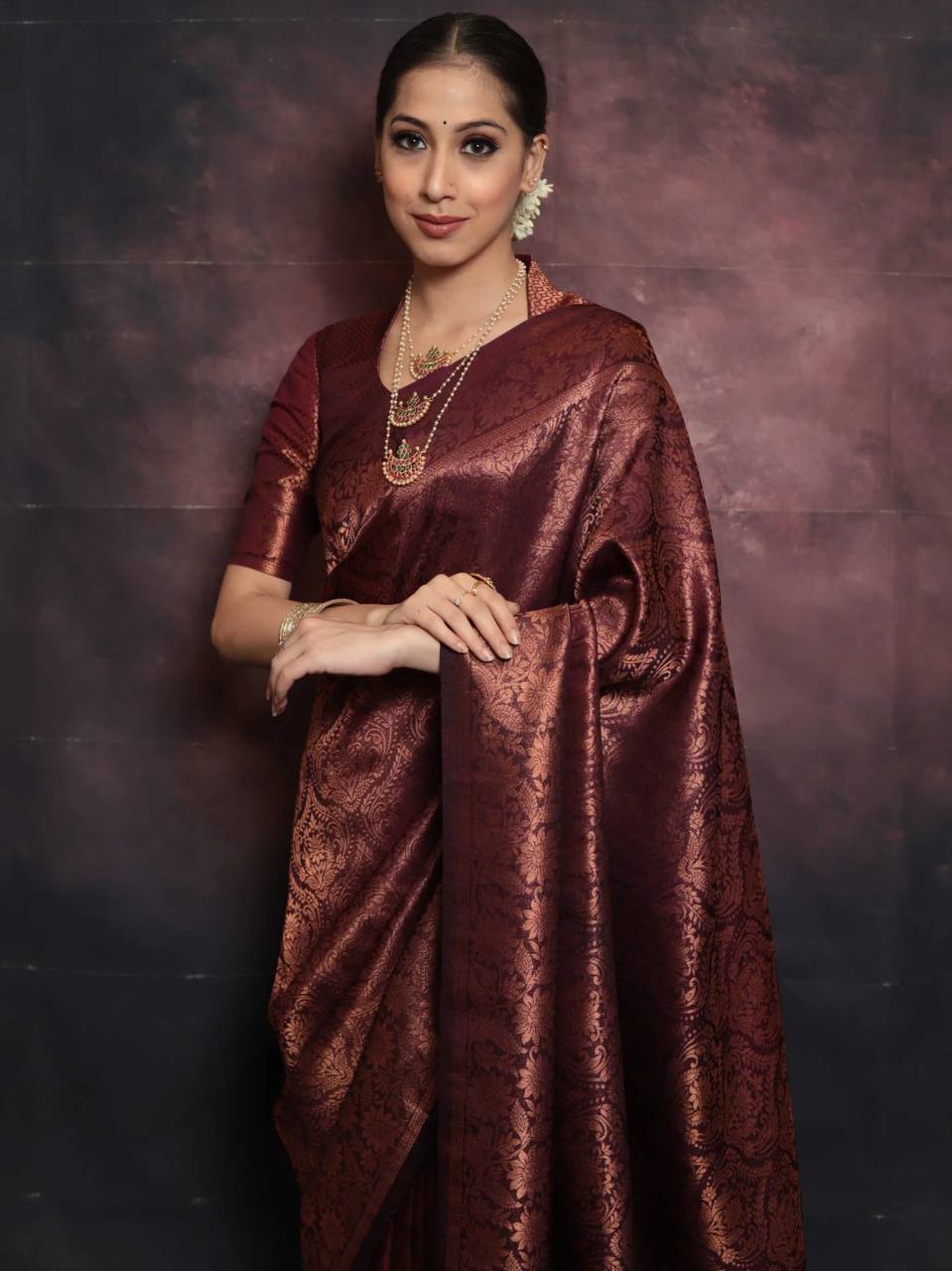 Organic Banarasi Wedding Saree – Lightweight &amp; Breathable
