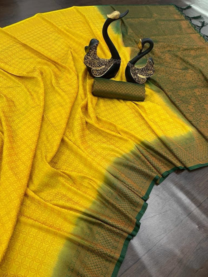 Elegant Pink &amp; Black Soft Silk Saree with Rich Woven Pallu