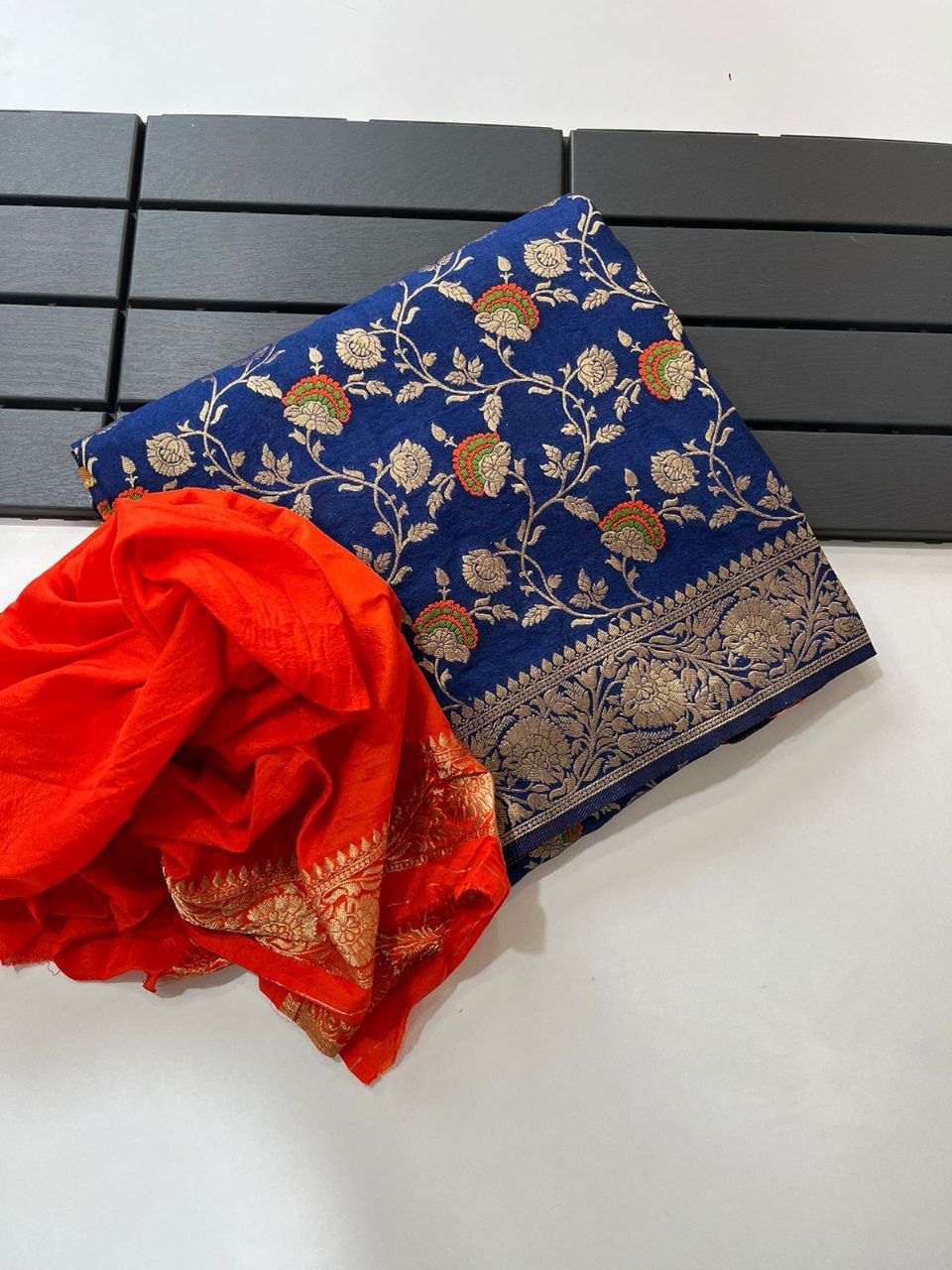 Pure Soft Khadi Georgette Silk Saree with Zari &amp; Meenakari Work – LC-59