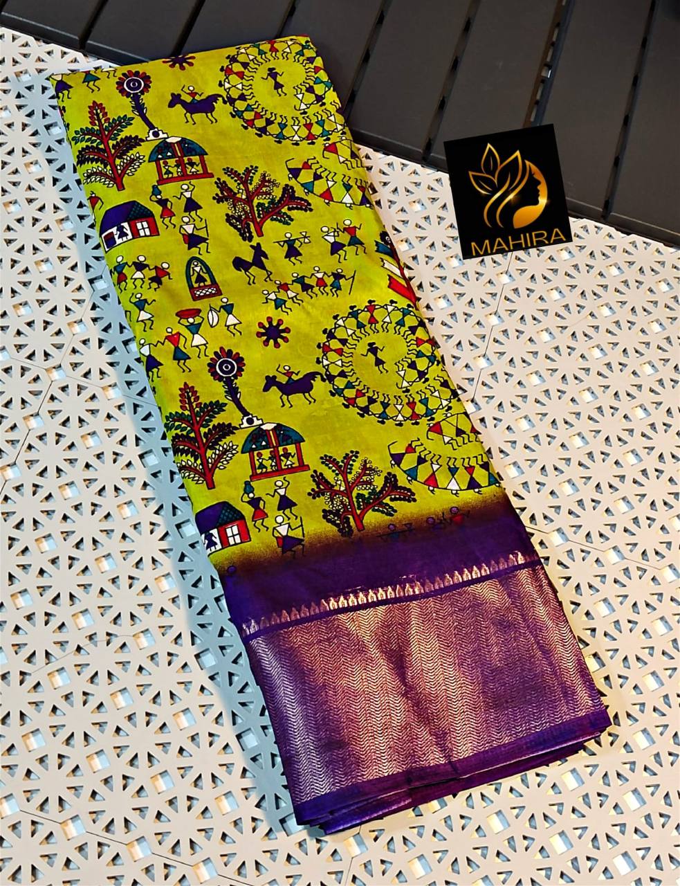 Dola Silk Saree with All-Over Floral Design &amp; Gold Weaving Border