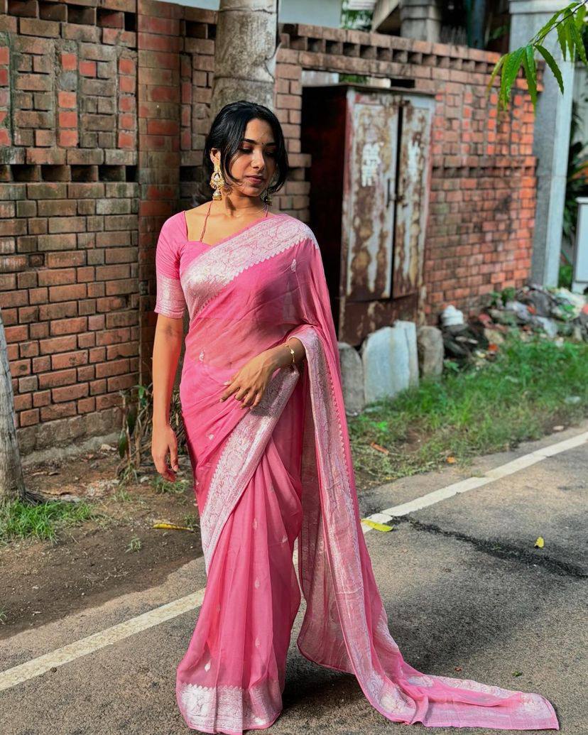 New Slab Weaving Lilan Soft Cotton Saree with Rich Blouse
