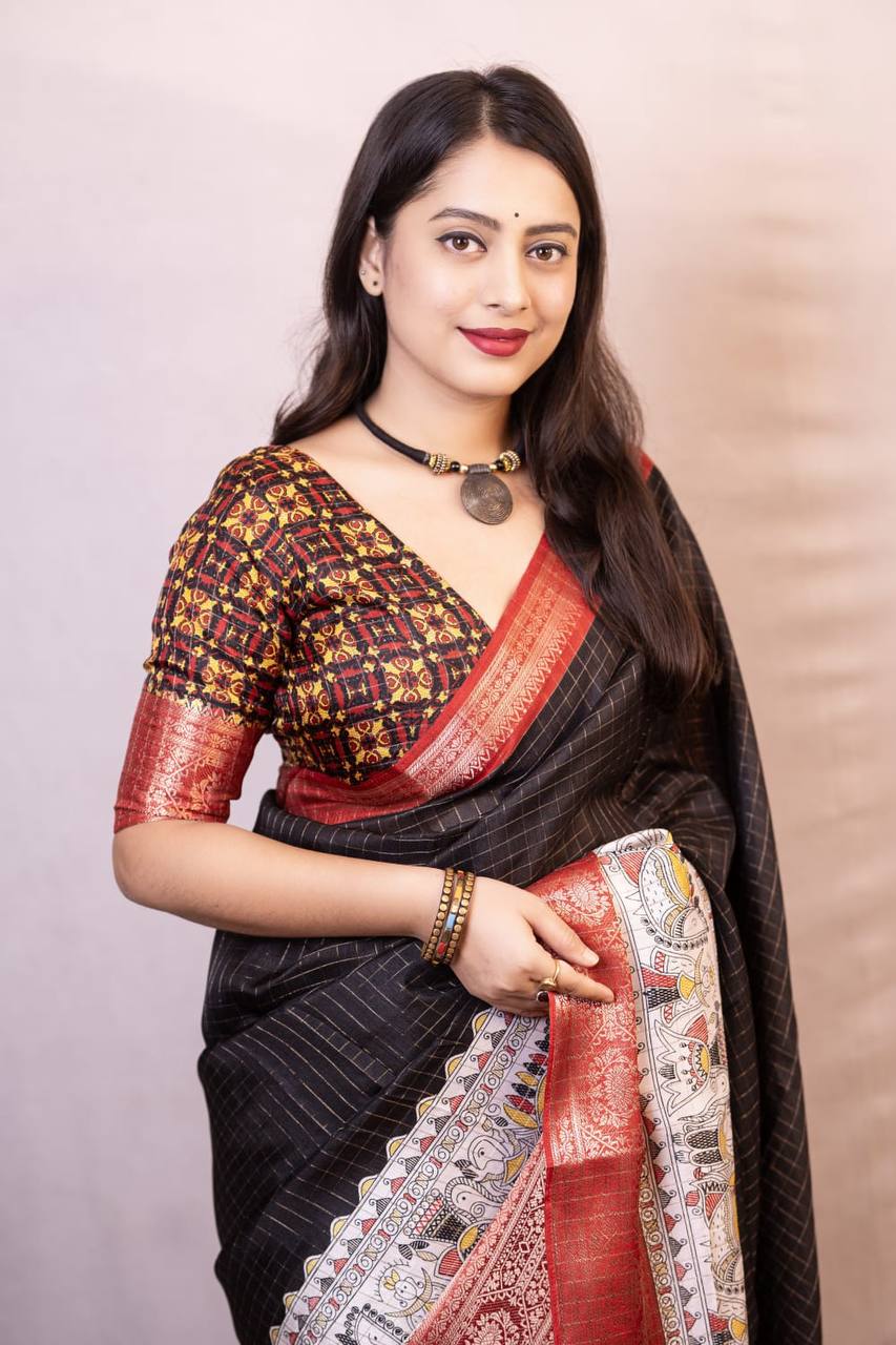 Lightweight Mangalagiri Dola Saree with Print Checks &amp; Kalamkari Pallu