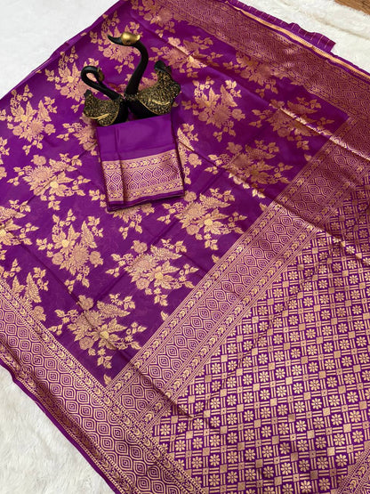 Soft &amp; Comfortable Organic Banarasi Lichi Silk Wedding Saree